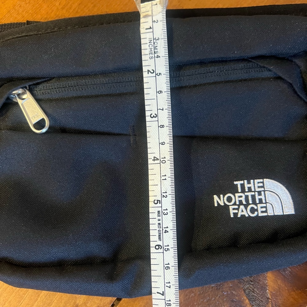 The North Face Bozer Hip Pack II - Picture 9 of 11